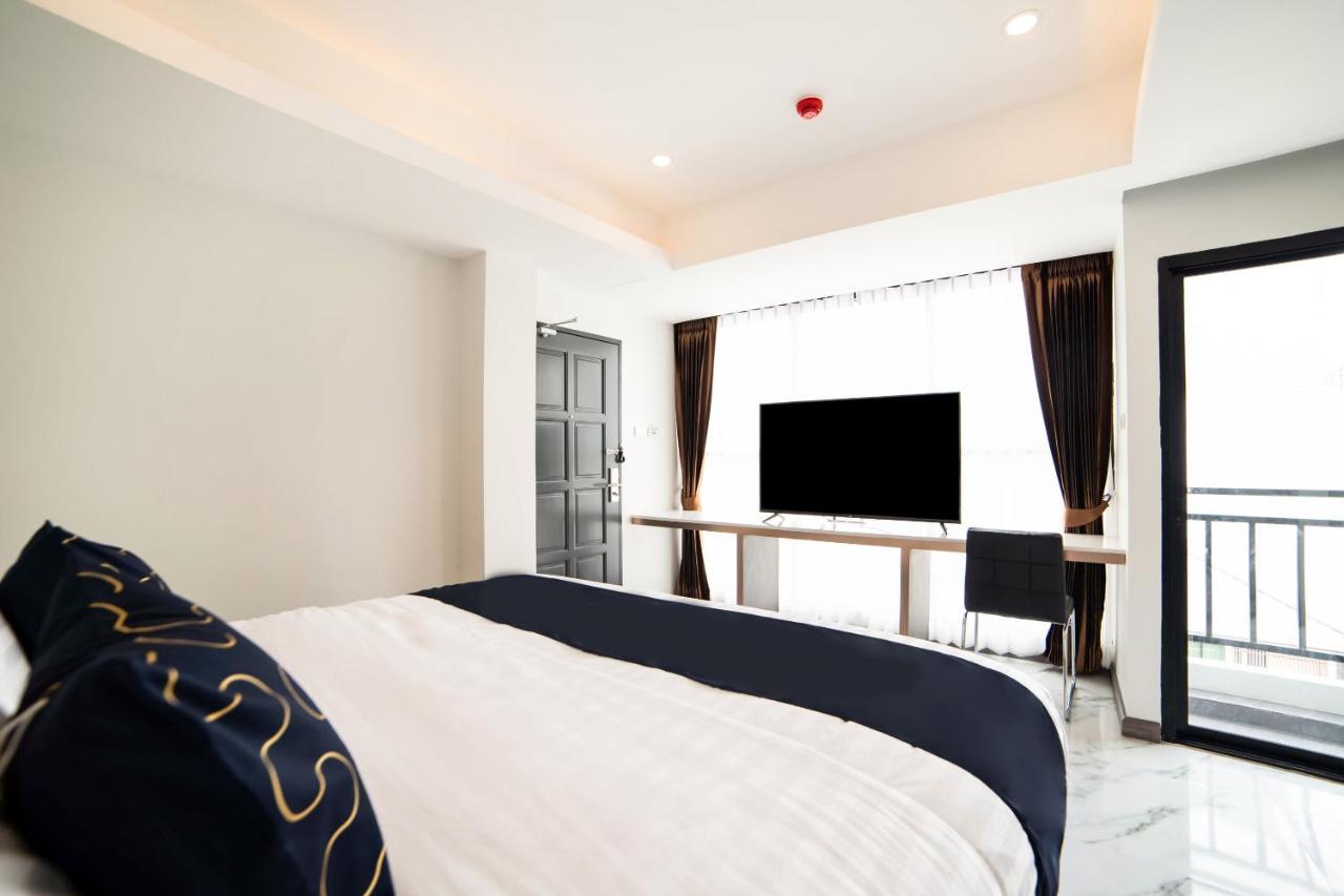 Ongkara Near Bts Thonglor Hotel Bangkok Kültér fotó